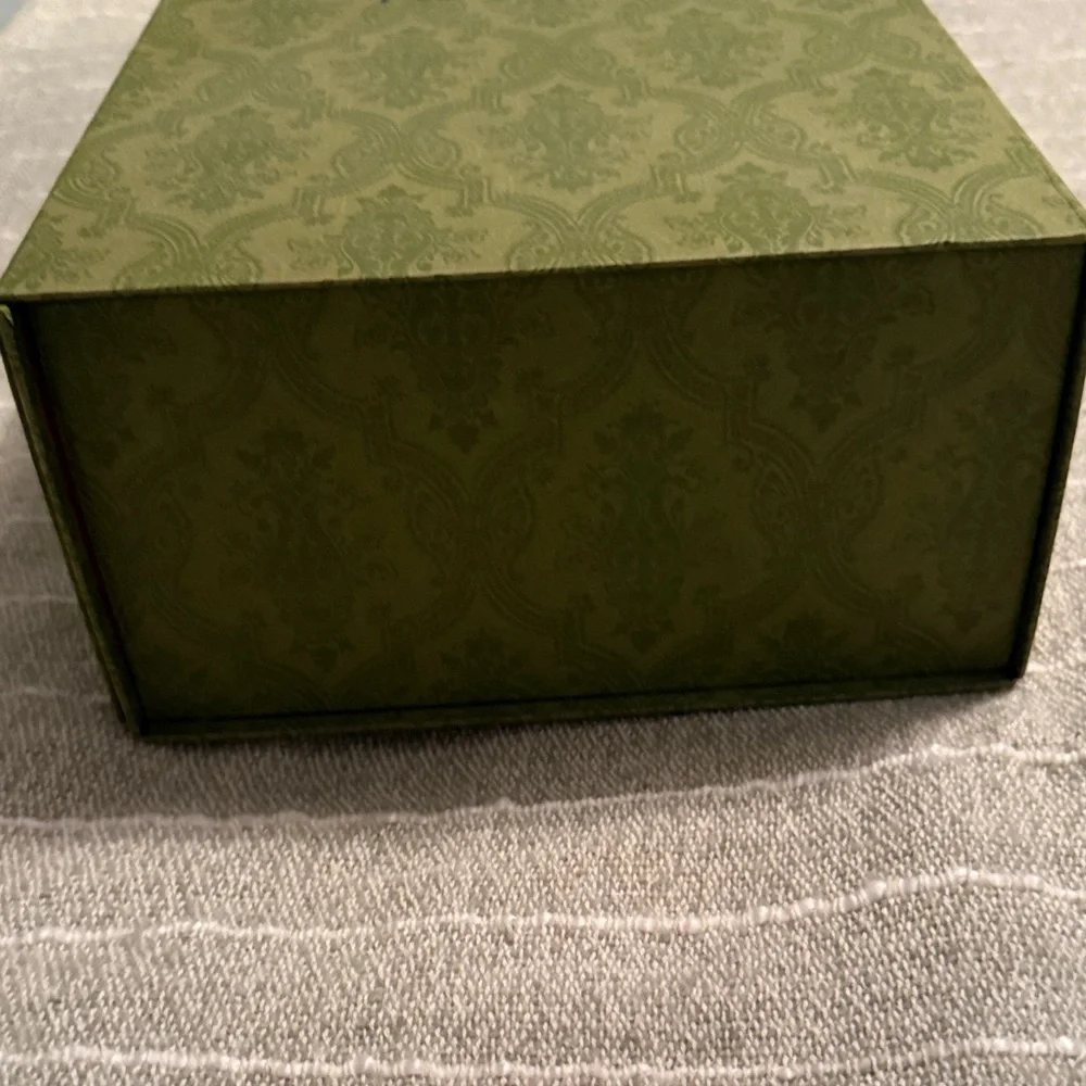 Gucci authentic Olive Green Decorative Box